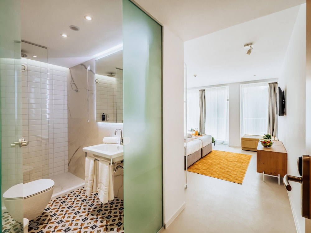 ibis Styles Golden Sands Roomer Hotel — Hotel rooms in Golden Sands, Varna Region