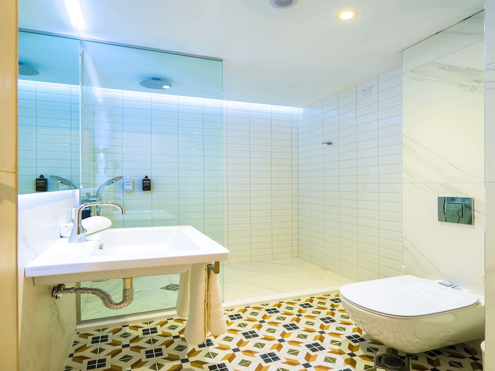 ibis Styles Golden Sands Roomer Hotel — Hotel rooms in Golden Sands, Varna Region