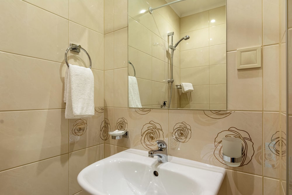 BSA Gradina Hotel All Inclusive — Hotel rooms in Golden Sands, Varna Region