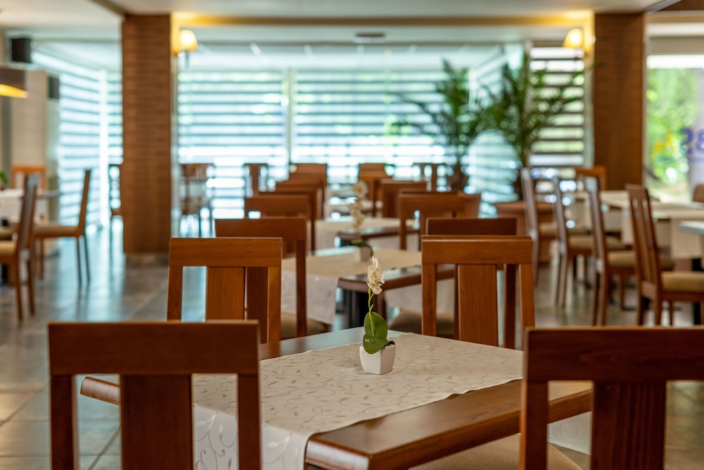 BSA Gradina Hotel All Inclusive — Restaurant & bars in Golden Sands, Varna Region