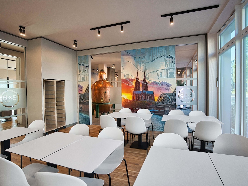 B&B Hotel Köln-City — Restaurant & bars in Cologne, North Rhine-Westphalia
