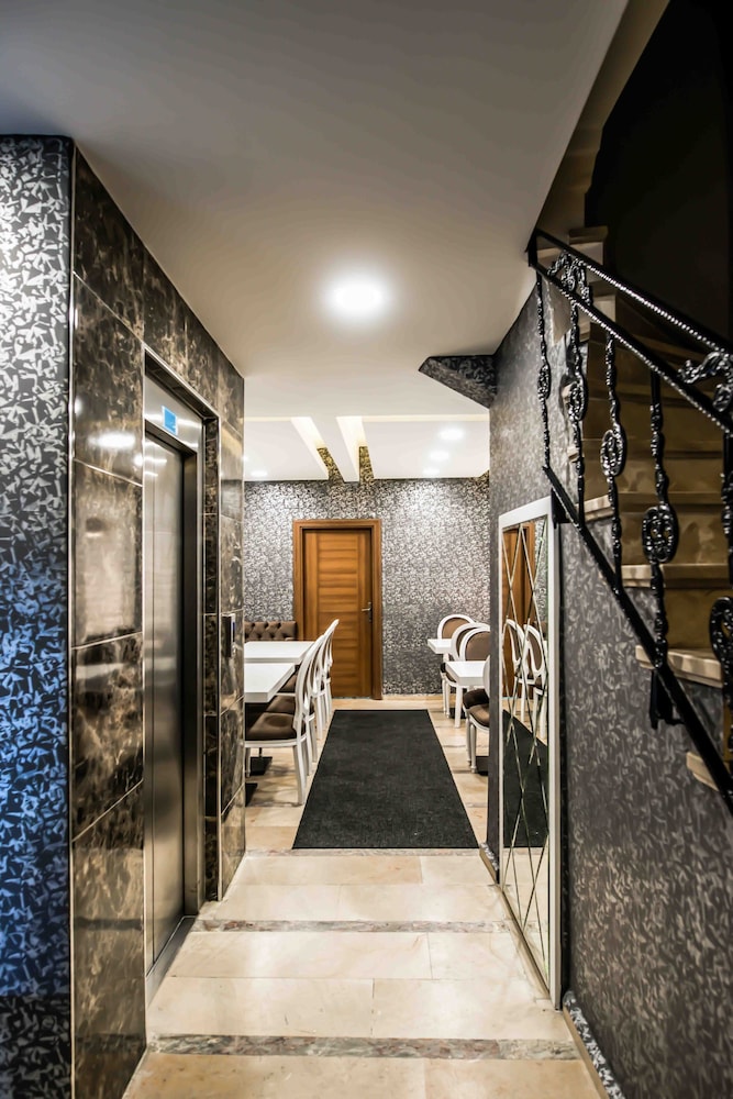 Lazz City Hotel — Restaurant & bars in Istanbul, Istanbul