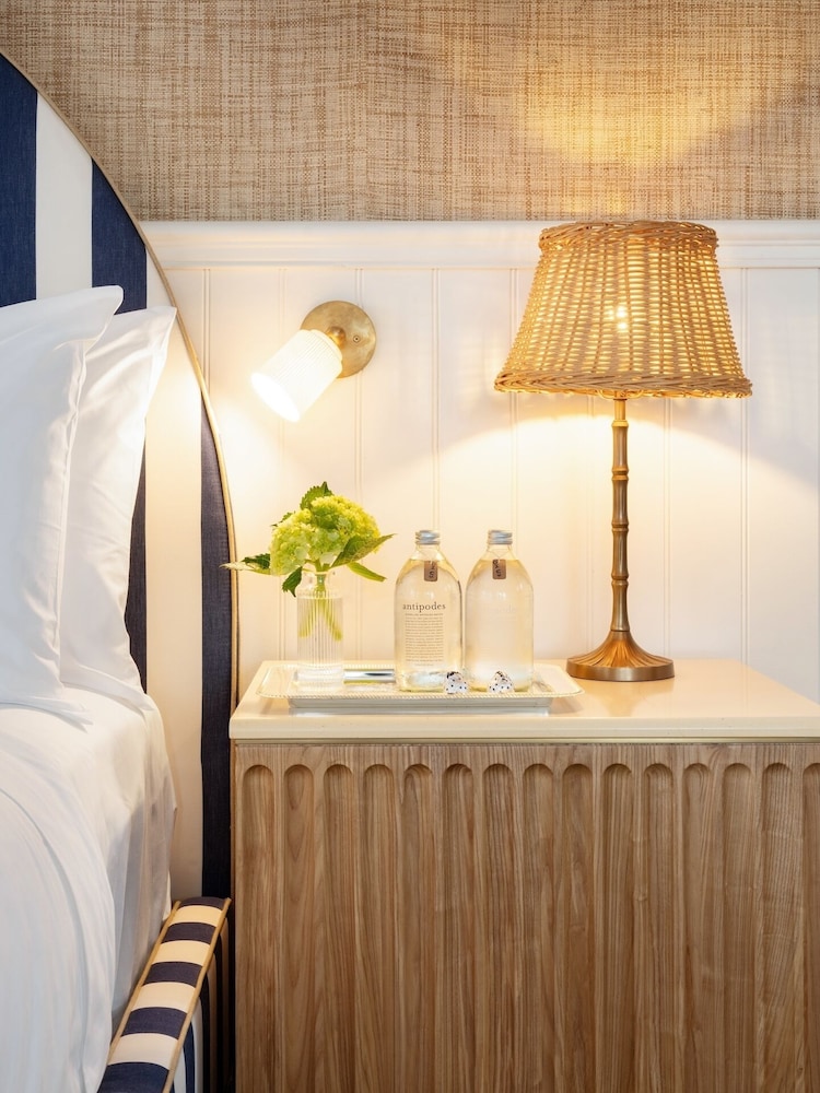 Le Petit Pali Laguna Beach — Hotel rooms in Laguna Beach, California