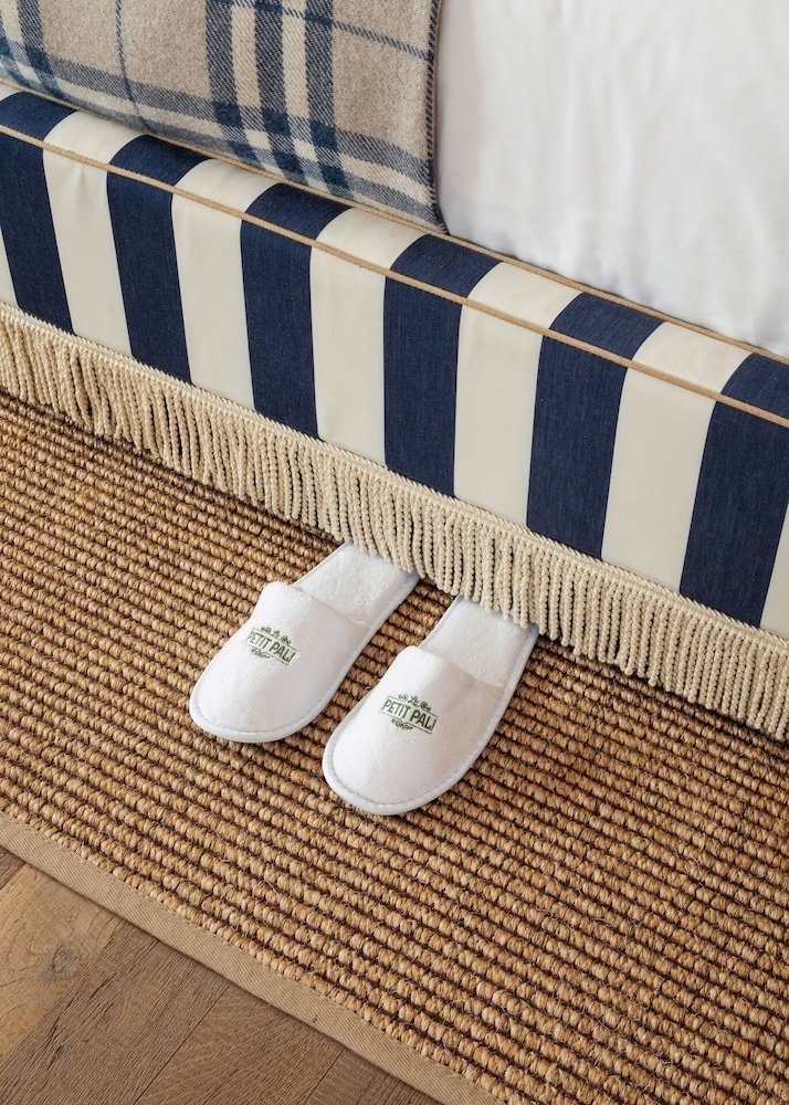 Le Petit Pali Laguna Beach — Hotel rooms in Laguna Beach, California