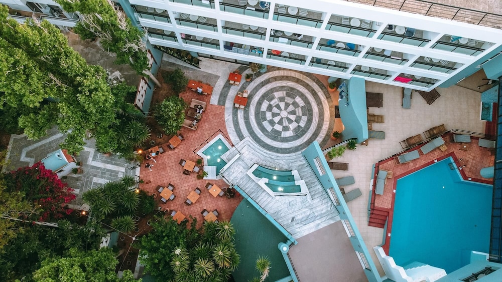 Santa Marina Unique Hotel — Hotel building in Ammoudara (Agios Nikolaos)