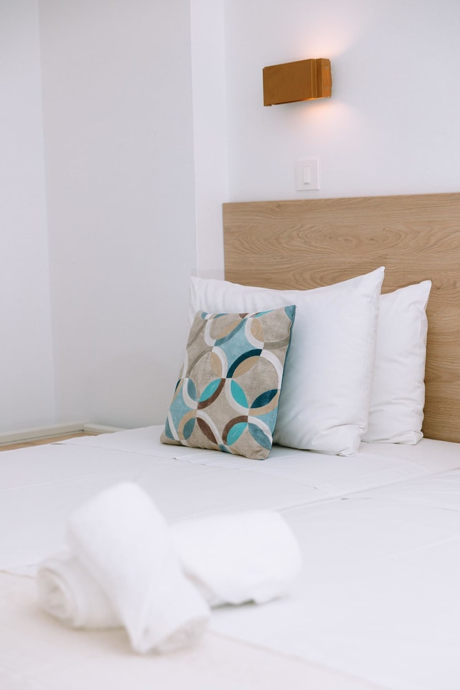 Santa Marina Unique Hotel — Hotel rooms in Ammoudara (Agios Nikolaos)