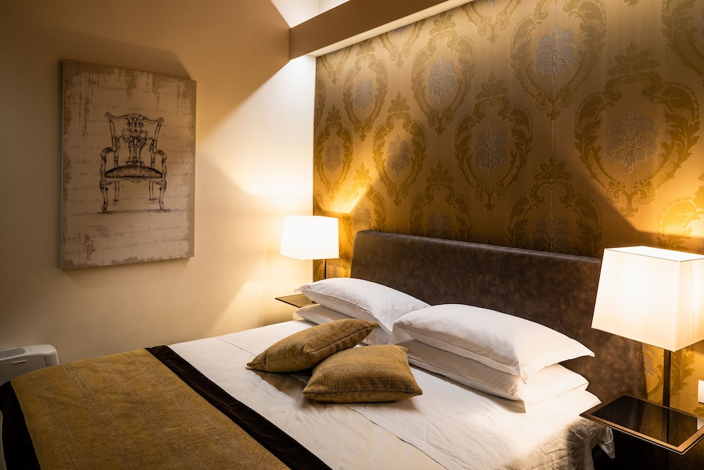 Corte Guelfa — Hotel rooms in Florence, Tuscany