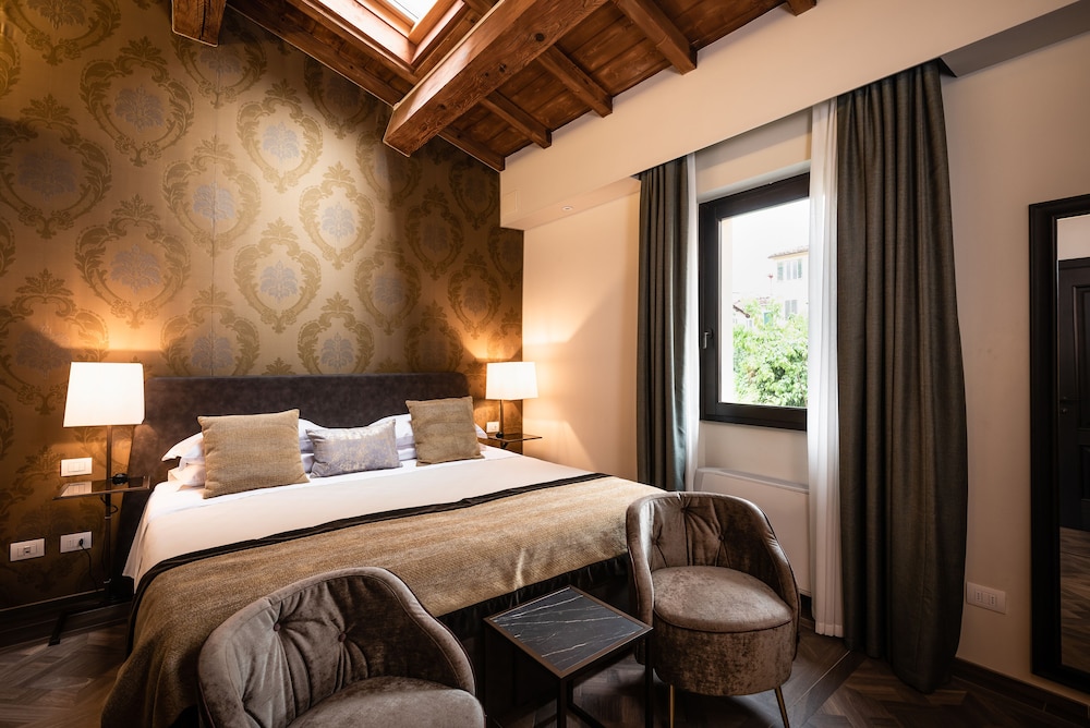 Corte Guelfa — Hotel rooms in Florence, Tuscany