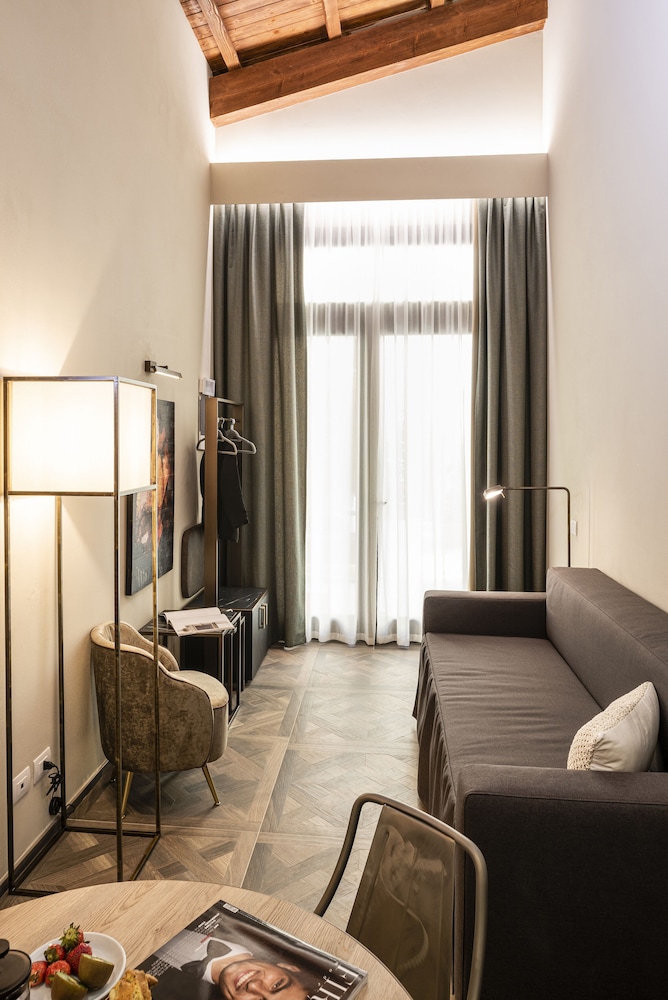 Corte Guelfa — Hotel rooms in Florence, Tuscany