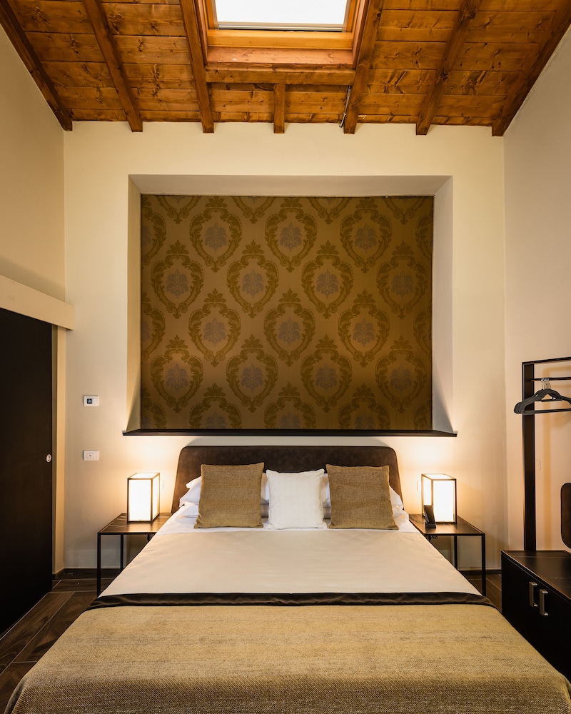 Corte Guelfa — Hotel rooms in Florence, Tuscany