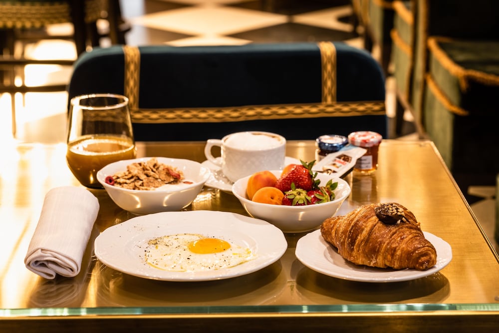 Corte Guelfa — Restaurant & bars in Florence, Tuscany