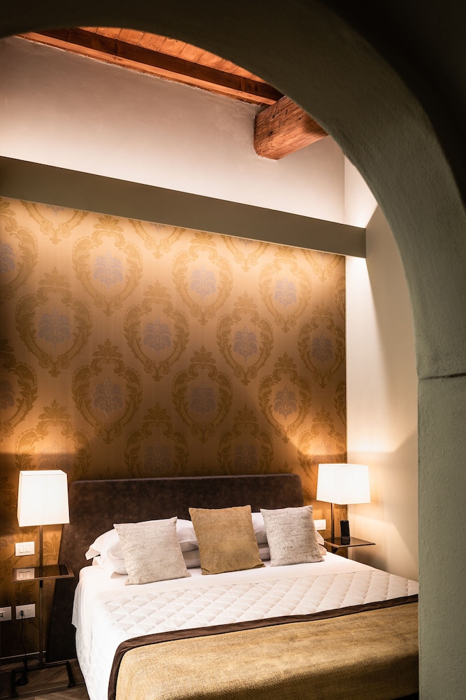 Corte Guelfa — Main photo in Florence, Tuscany