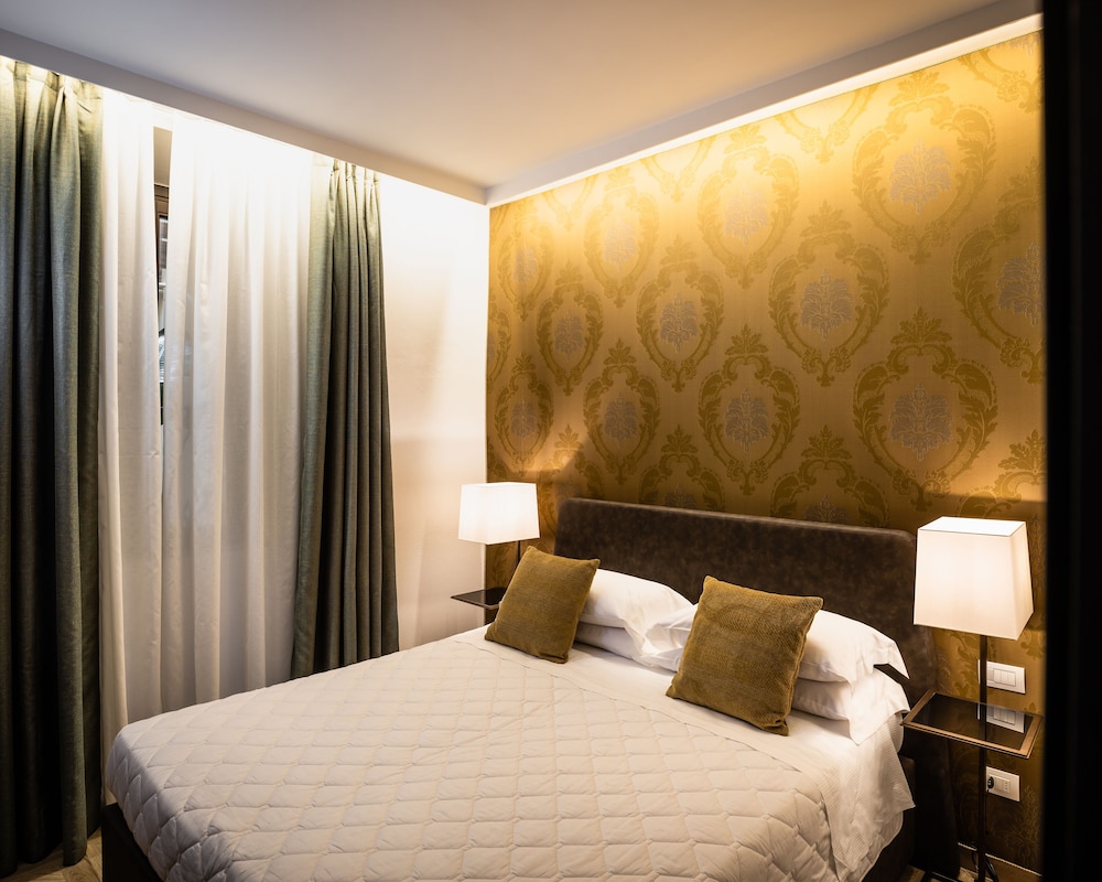 Corte Guelfa — Hotel rooms in Florence, Tuscany