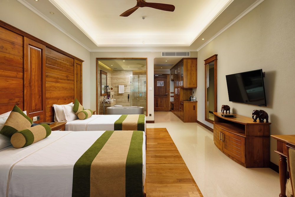 Araliya Beach Resort & Spa Unawatuna- Where you meet the sea all year — Hotel rooms in Unawatuna, Southern Province