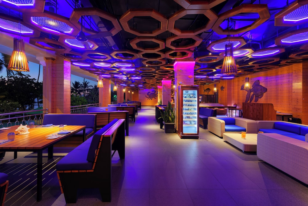 Araliya Beach Resort & Spa Unawatuna- Where you meet the sea all year — Restaurant & bars in Unawatuna, Southern Province