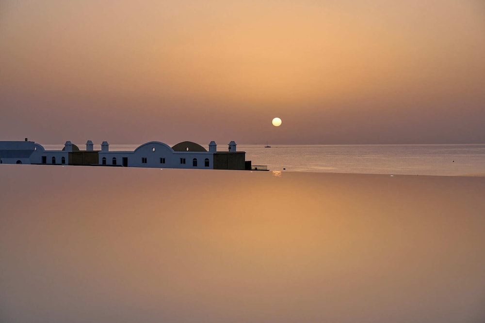 Lindos Grand Resort & Spa - Adults only — Hotel building in Lindos, South Aegean
