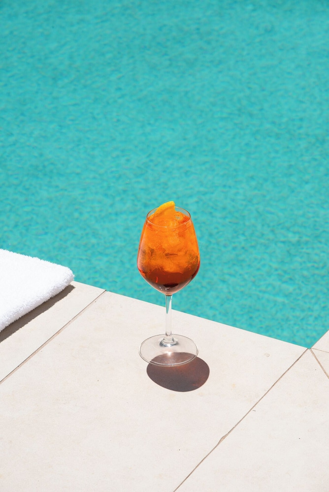 Admiral Hotel — Swimming pool in Sorrento, Campania