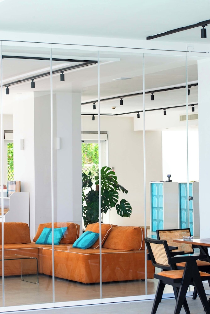 Admiral Hotel — Restaurant & bars in Sorrento, Campania