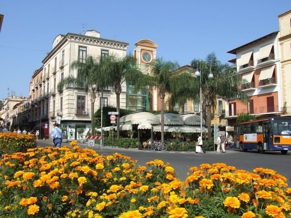 Admiral Hotel — Attractions in the area in Sorrento, Campania