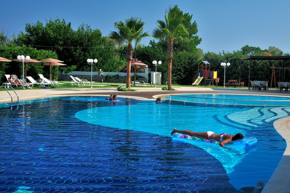AFANDOU BAY SUITES HOTEL - zdjęcie 4