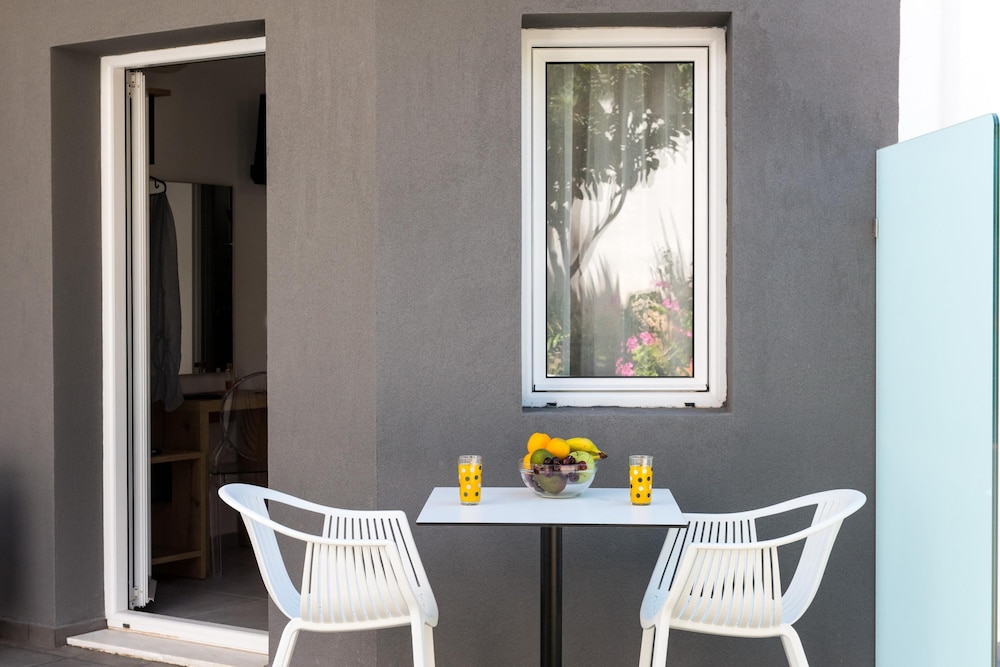 Dimamiel Malia Inn — Hotel building in Malia