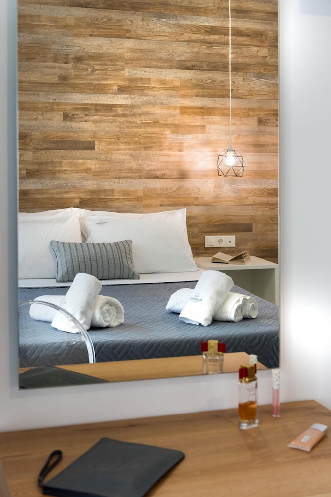 Dimamiel Malia Inn — Hotel rooms in Malia