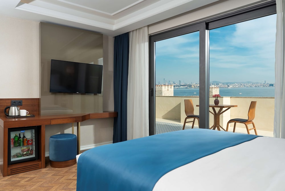 Royan Hotel Hagia Sophia Istanbul, A Member Of Radisson Individuals — Hotel rooms in Istanbul, Istanbul