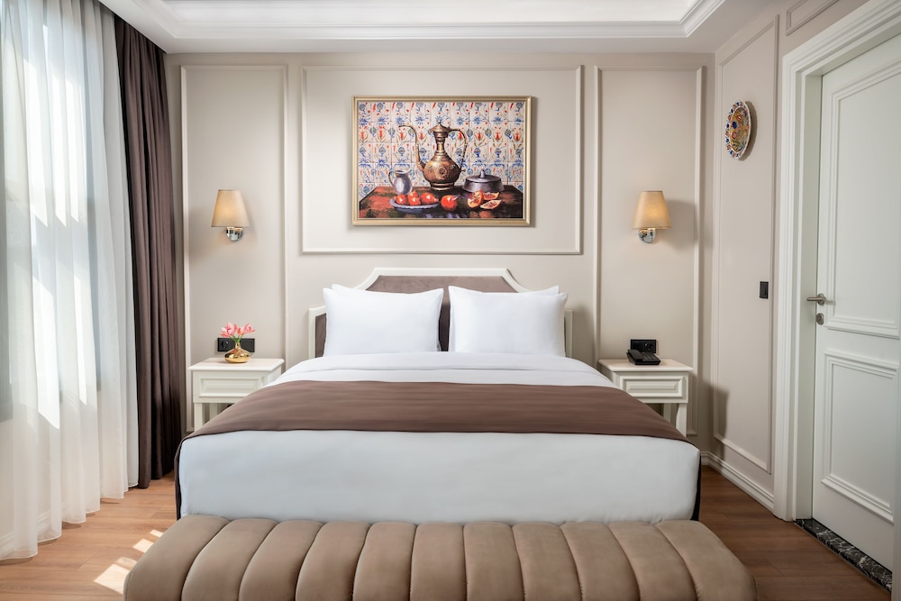 Royan Hotel Hagia Sophia Istanbul, A Member Of Radisson Individuals — Hotel rooms in Istanbul, Istanbul