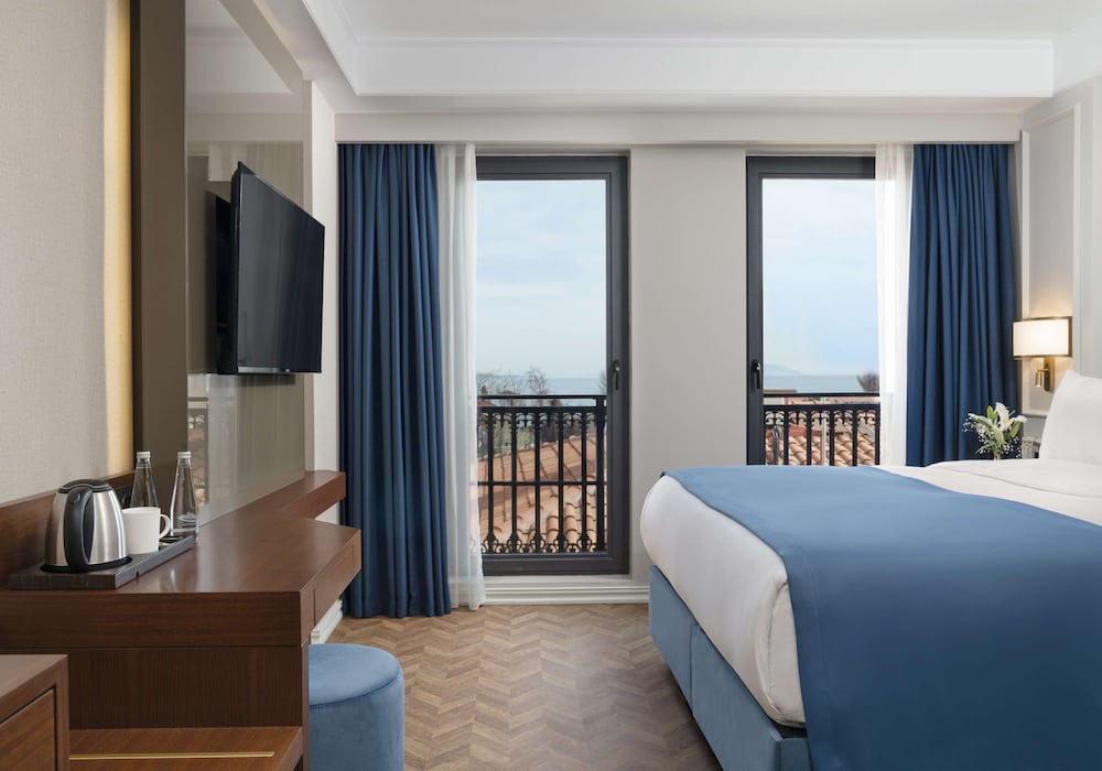 Royan Hotel Hagia Sophia Istanbul, A Member Of Radisson Individuals — Hotel rooms in Istanbul, Istanbul