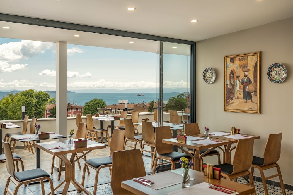 Royan Hotel Hagia Sophia Istanbul, A Member Of Radisson Individuals — Restaurant & bars in Istanbul, Istanbul
