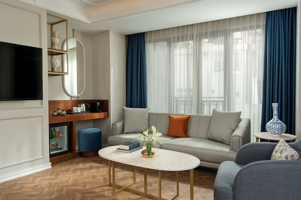 Royan Hotel Hagia Sophia Istanbul, A Member Of Radisson Individuals — Hotel rooms in Istanbul, Istanbul
