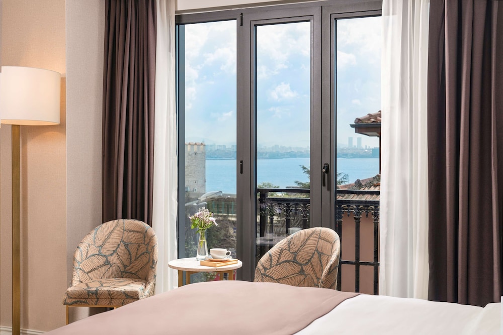 Royan Hotel Hagia Sophia Istanbul, A Member Of Radisson Individuals — Hotel rooms in Istanbul, Istanbul