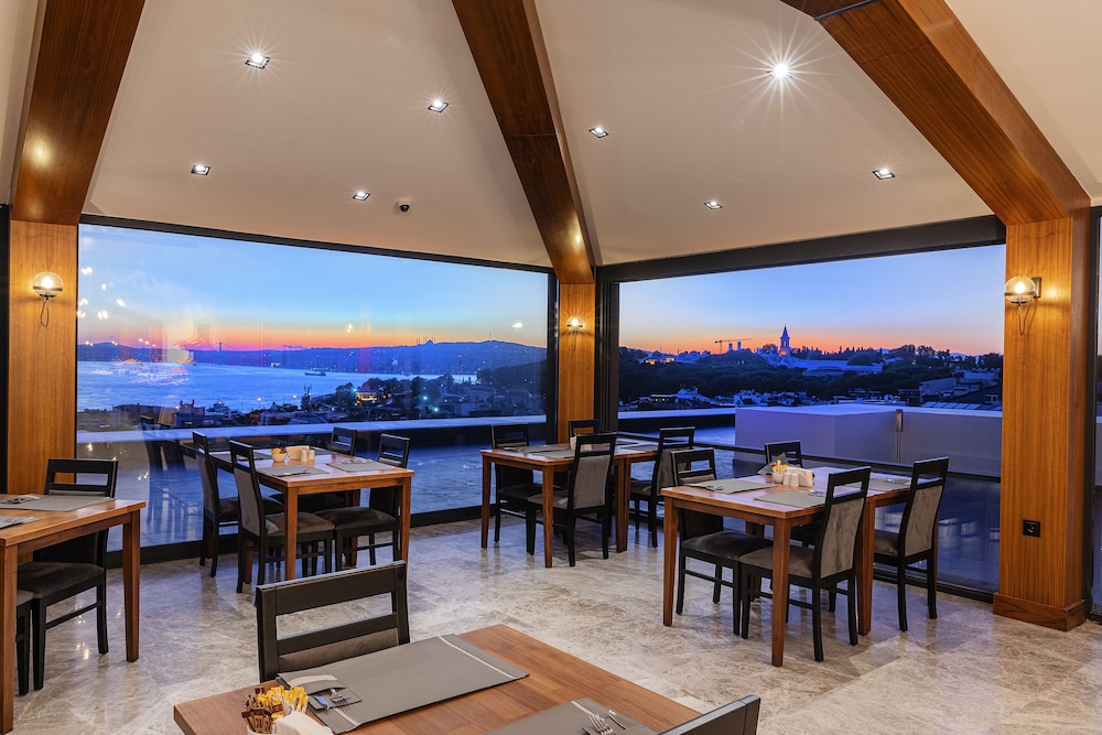 Demiray Hotel & Spa — Restaurant & bars in Istanbul, Istanbul