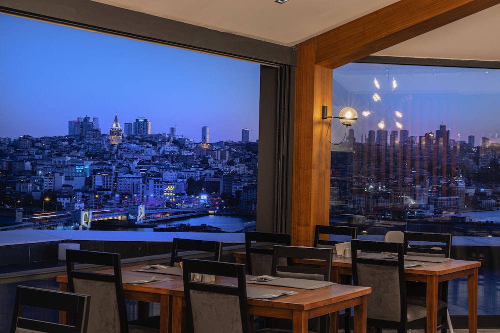 Demiray Hotel & Spa — Restaurant & bars in Istanbul, Istanbul