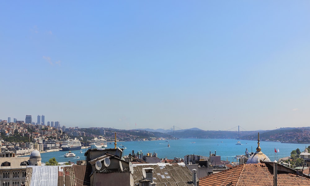 Demiray Hotel & Spa — Attractions in the area in Istanbul, Istanbul