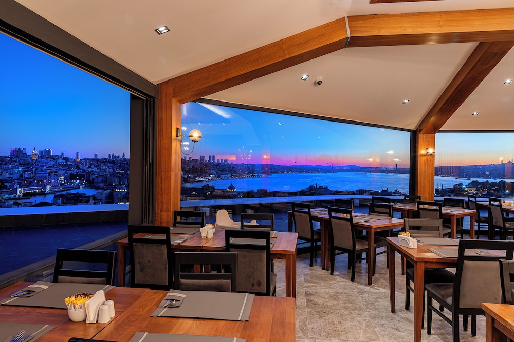 Demiray Hotel & Spa — Restaurant & bars in Istanbul, Istanbul