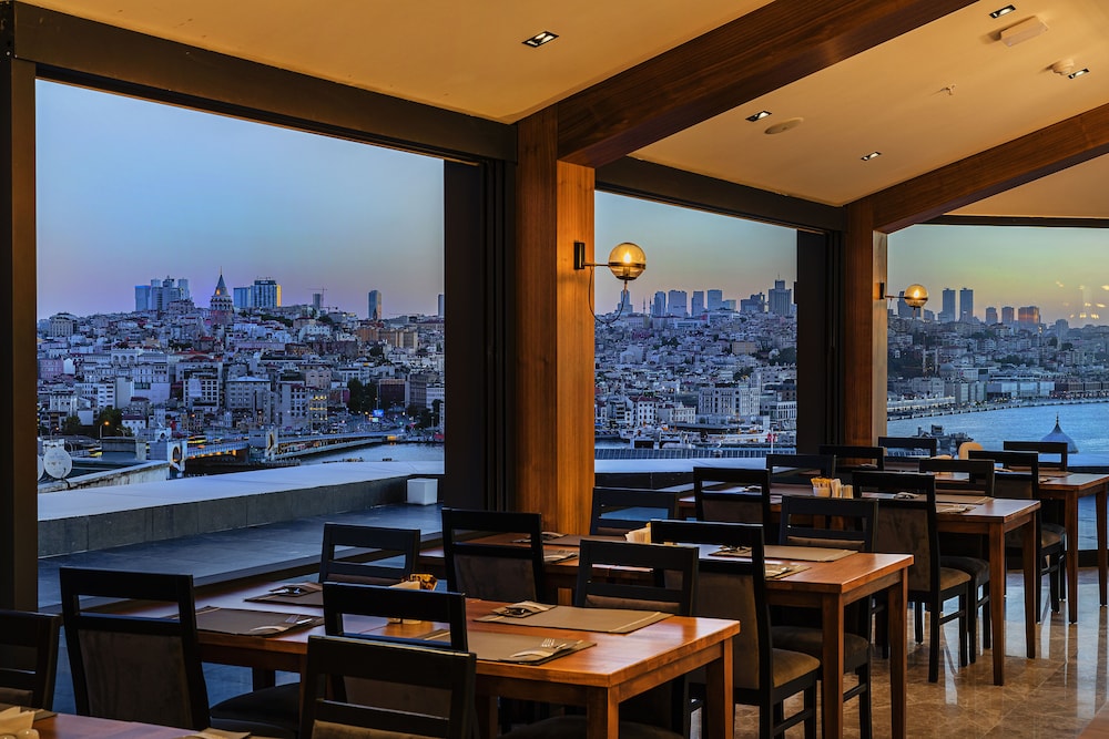 Demiray Hotel & Spa — Restaurant & bars in Istanbul, Istanbul