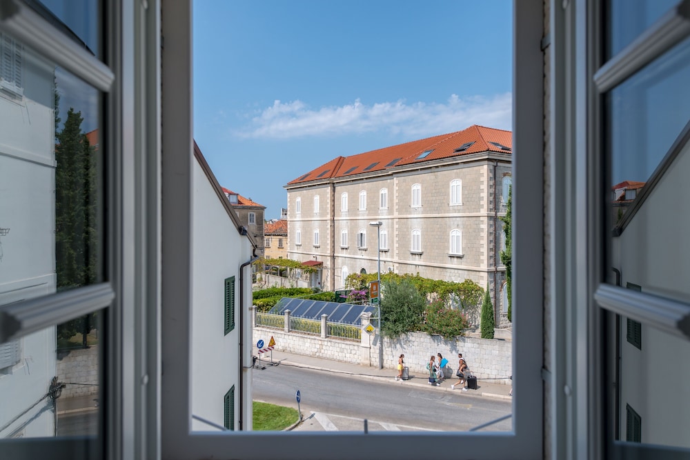Stonemasons Heritage — Main photo in Split, Split-Dalmatia