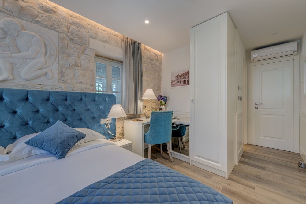 Stonemasons Heritage — Hotel rooms in Split, Split-Dalmatia