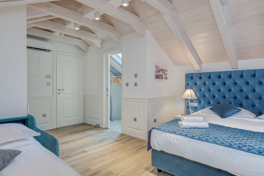Stonemasons Heritage — Hotel rooms in Split, Split-Dalmatia