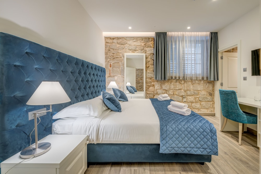 Stonemasons Heritage — Hotel rooms in Split, Split-Dalmatia