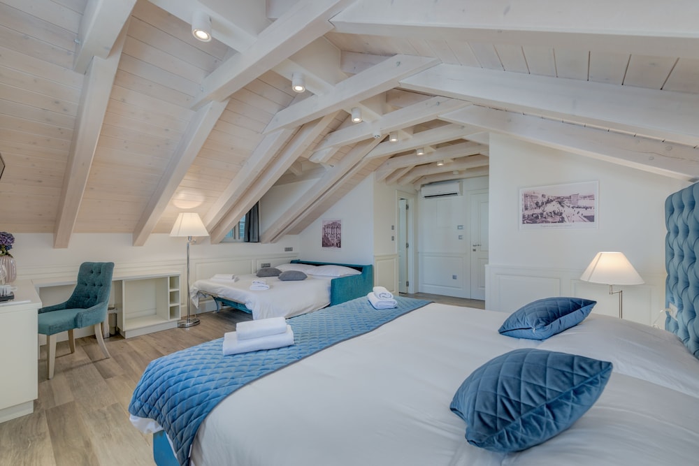 Stonemasons Heritage — Hotel rooms in Split, Split-Dalmatia