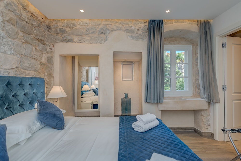 Stonemasons Heritage — Hotel rooms in Split, Split-Dalmatia