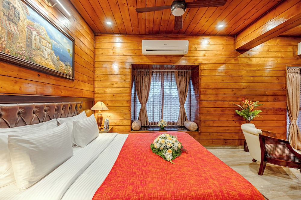Salcete Beach Resort — Hotel rooms in Colva, Goa