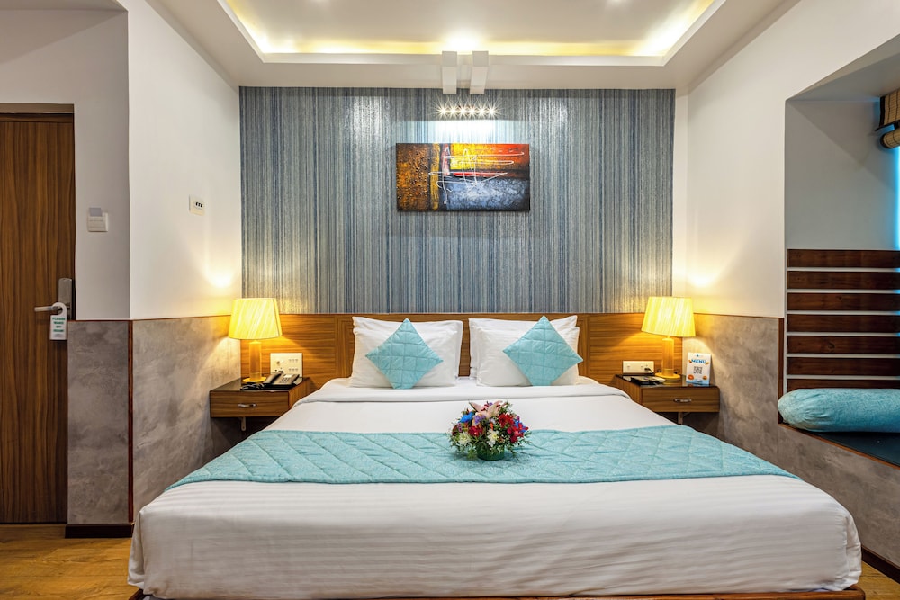 Salcete Beach Resort — Hotel rooms in Colva, Goa
