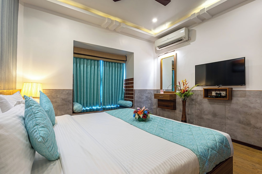Salcete Beach Resort — Hotel rooms in Colva, Goa