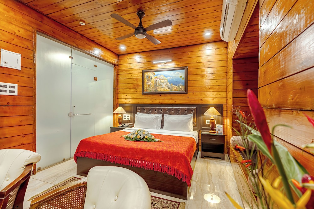Salcete Beach Resort — Hotel rooms in Colva, Goa