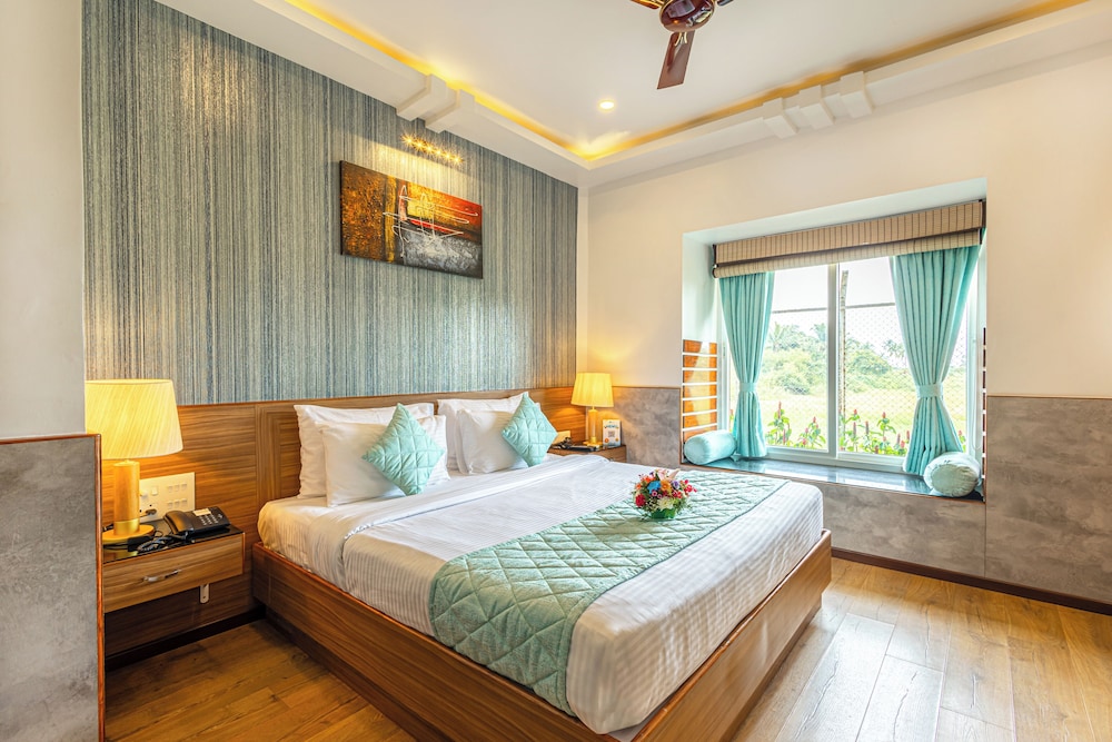 Salcete Beach Resort — Hotel rooms in Colva, Goa