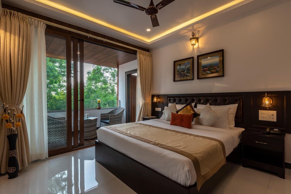 Salcete Beach Resort — Hotel rooms in Colva, Goa