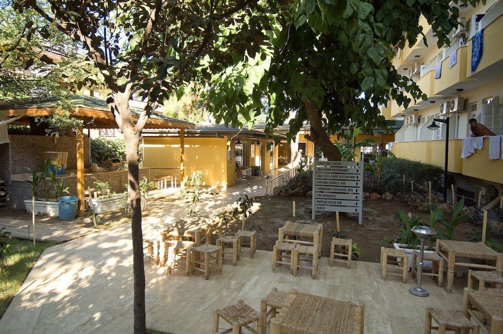 Club Hotel Sunbel - All Inclusive — Restaurant & bars in Kemer